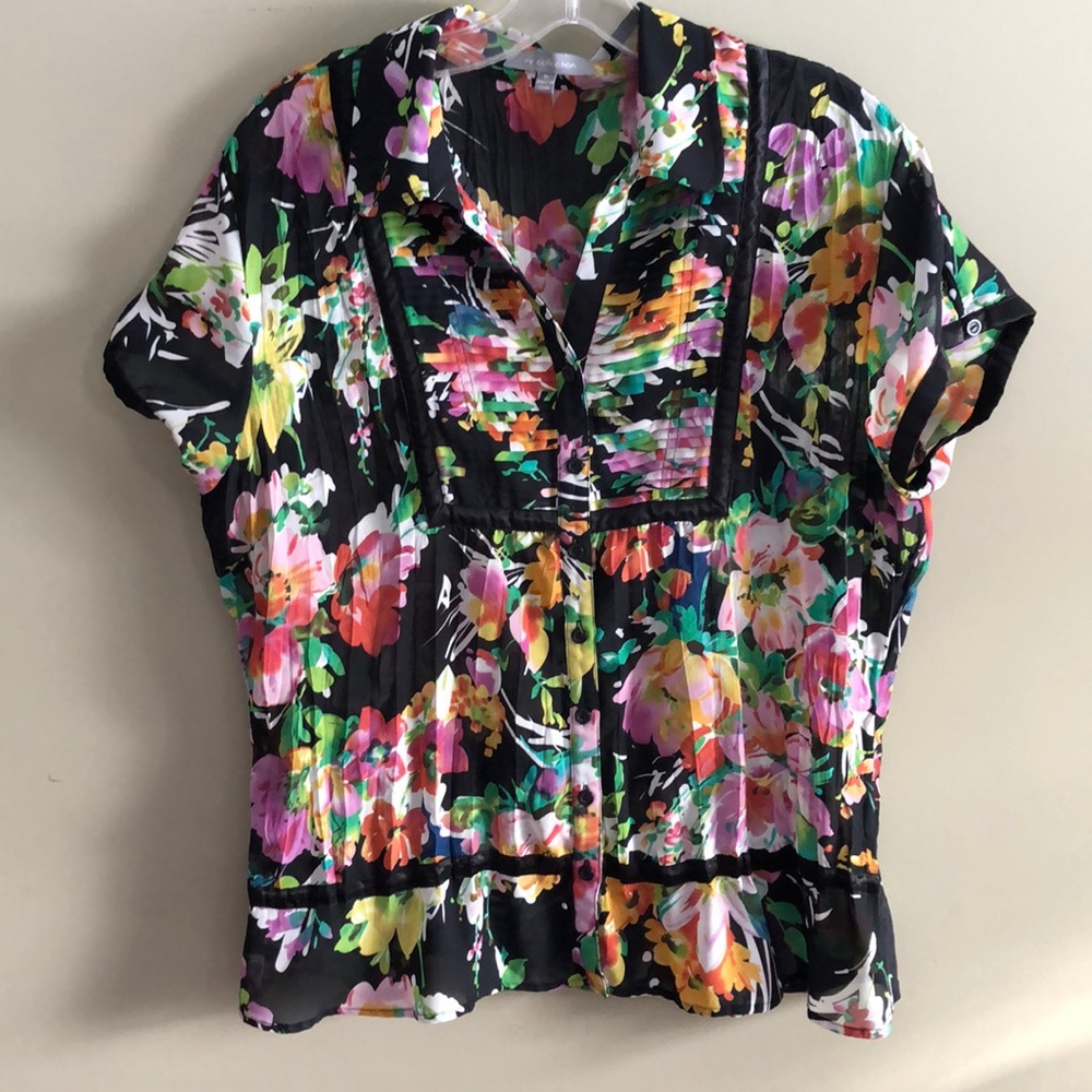 Floral button up